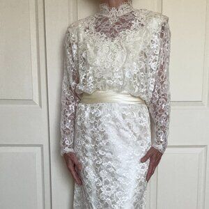 Bridallure Vintage 80s White Lace, Ivory Satin, Wedding Dress sz 6